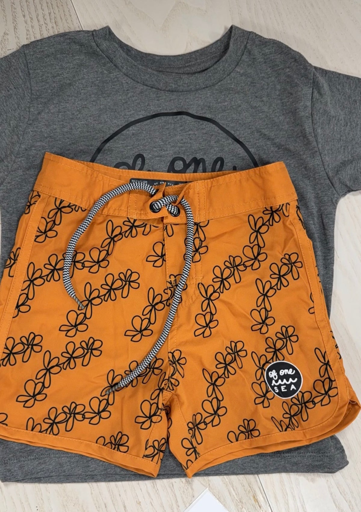 WAREHOUSE SALE BUNDLE- BOY SIZE 5/6 A