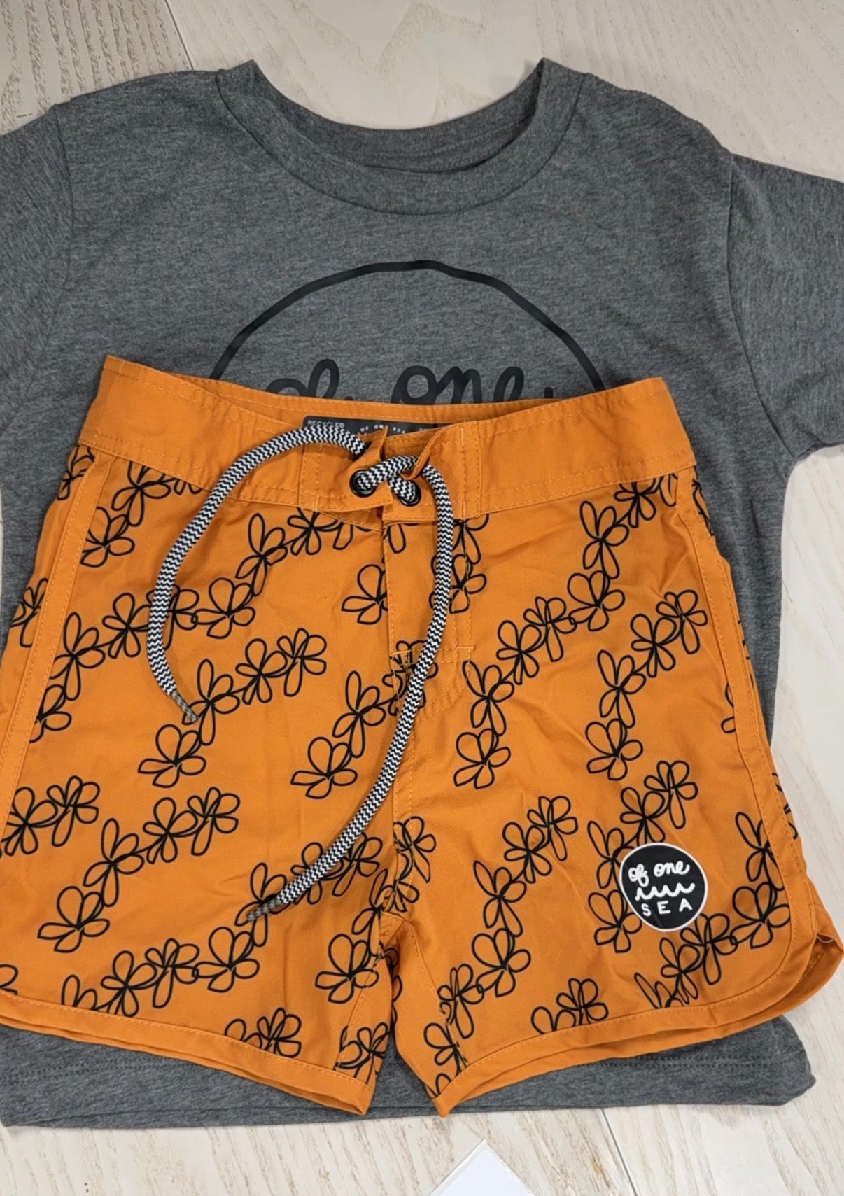 WAREHOUSE SALE BUNDLE- BOY SIZE 5/6 A