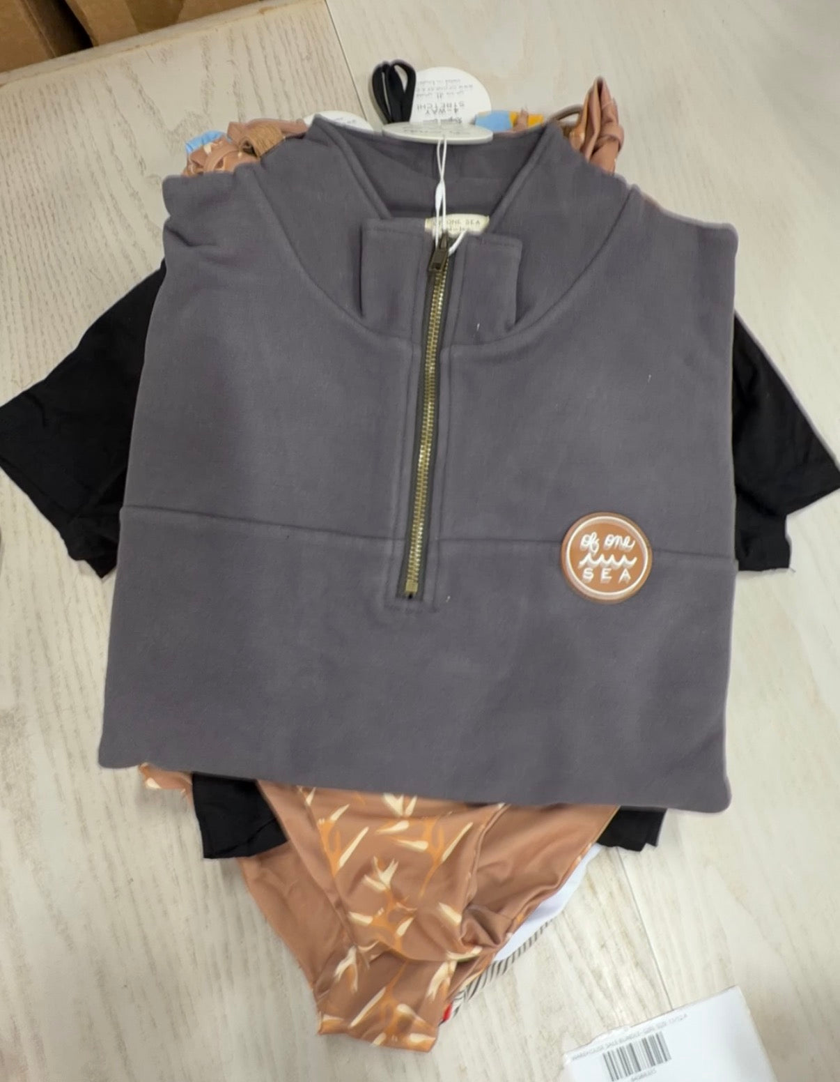 WAREHOUSE SALE BUNDLE- GIRL SIZE 11/12 A
