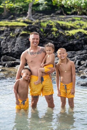 Men's Townshort in Yellow Ohia Print