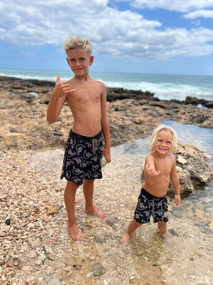 Kid’s Retro Boardshorts in Black Shaka