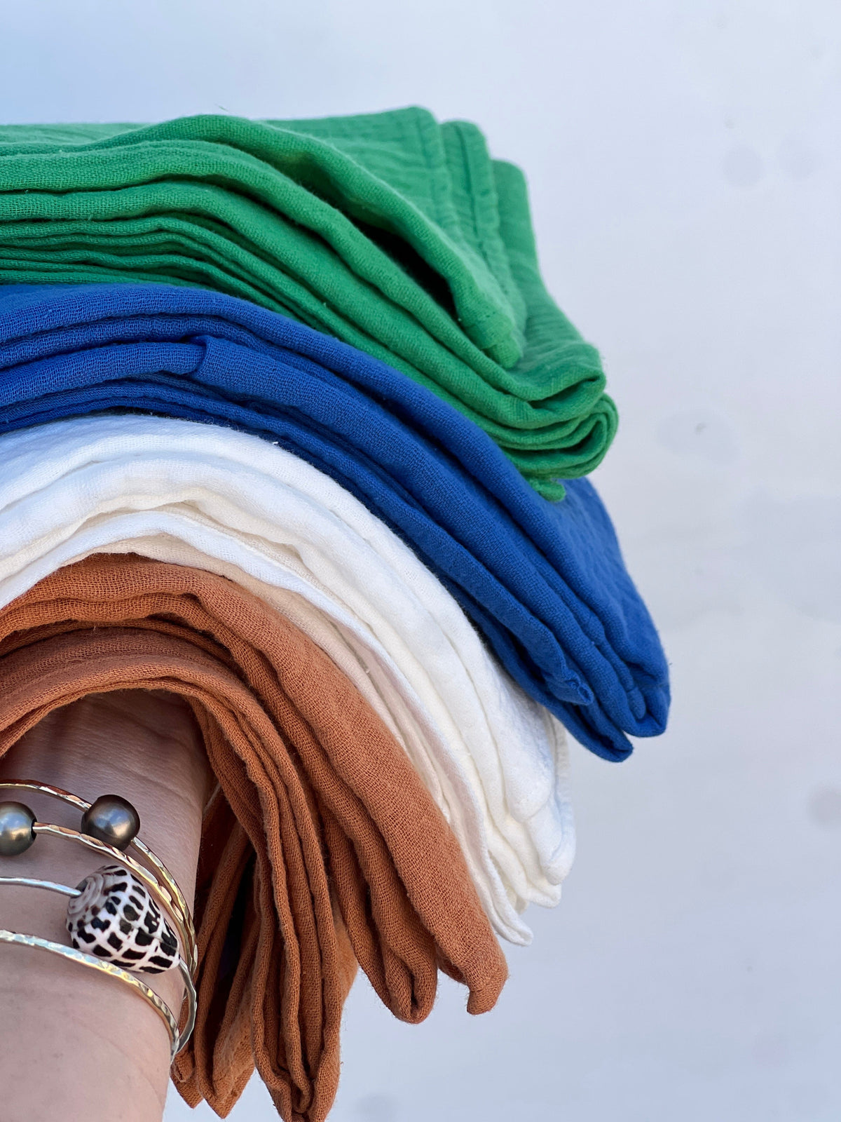 Signature Lightweight Towel