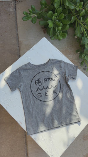 Kid’s Logo Tee in Heather Grey