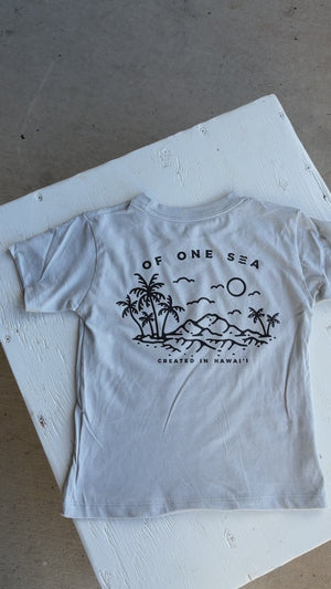 Kid’s Haleiwa Tee in Oyster Grey