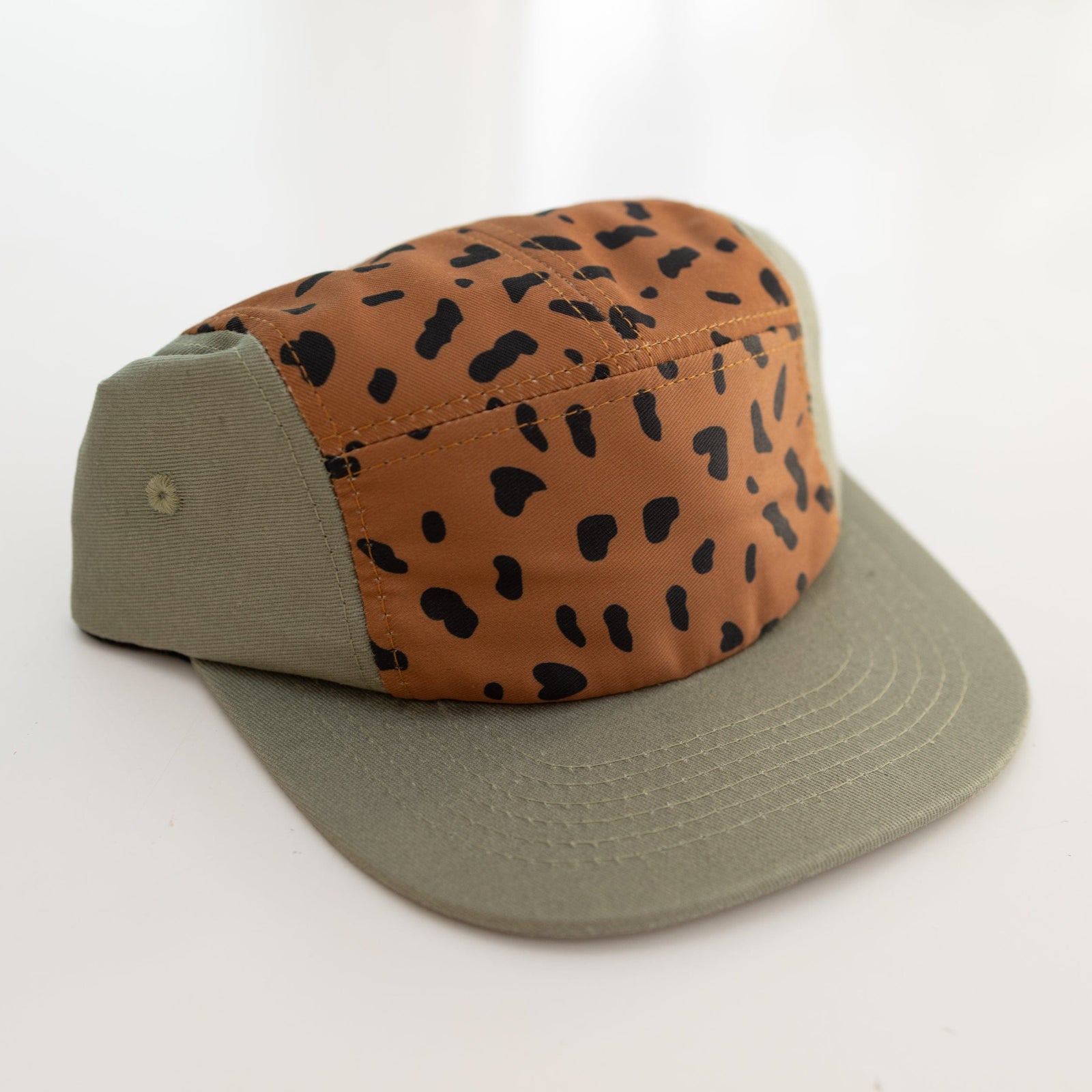Cotton Five-Panel Hat in Green/Cheetah