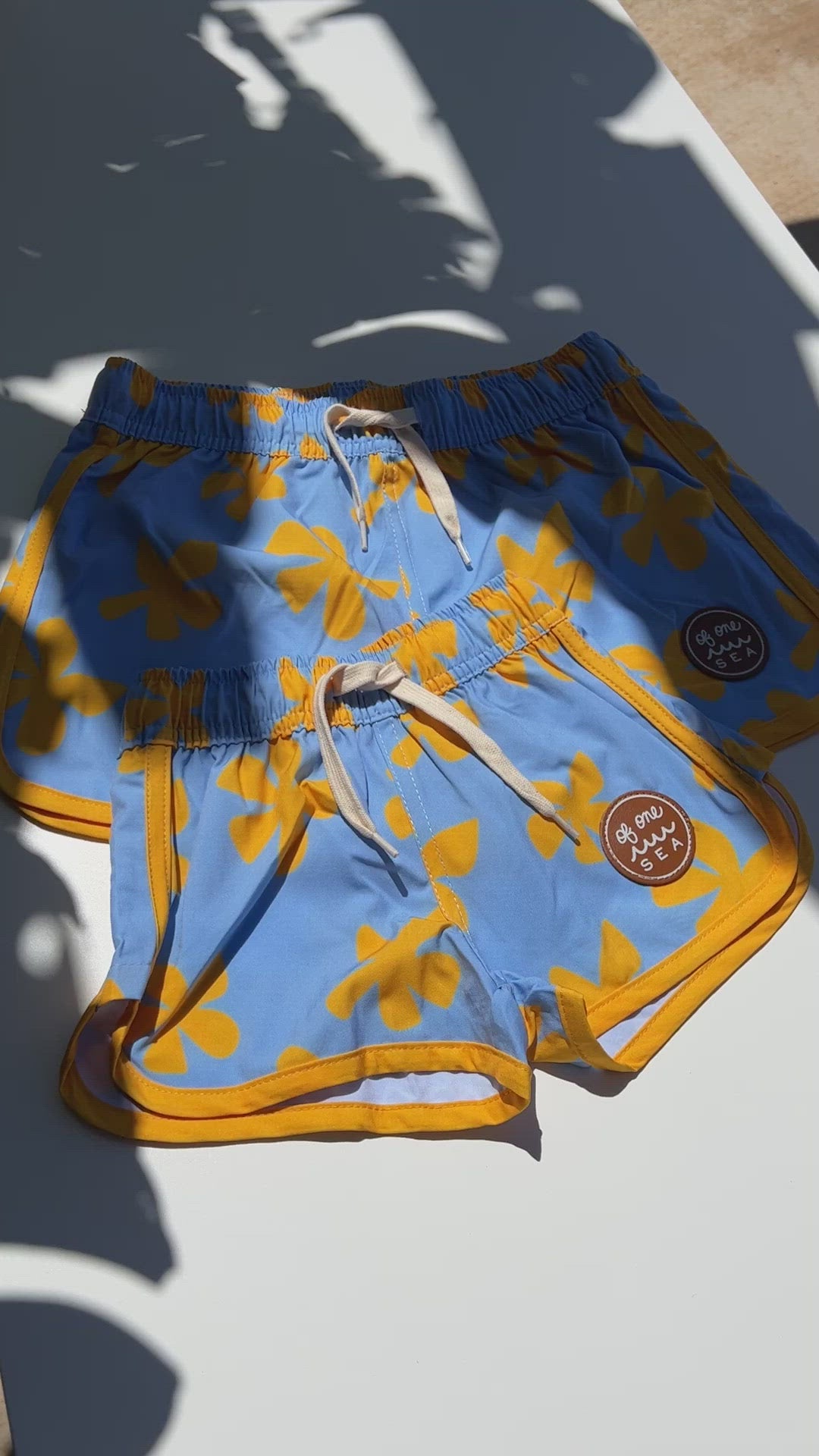 Kid’s Boardie Watershorts in Light Blue Plumeria