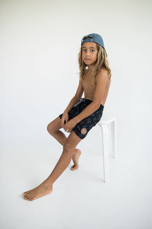 Kid’s Townshorts in Black Breadfruit Bandana