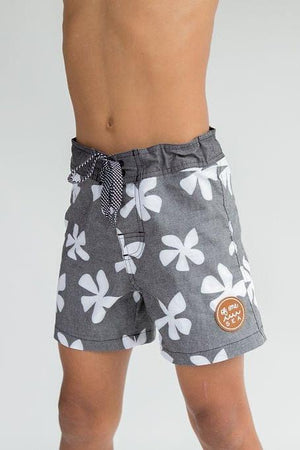 Kid’s Townshorts in Black Plumeria