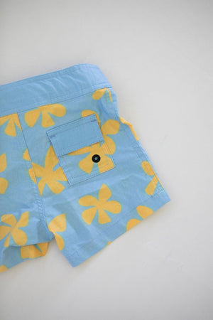 Kid’s Townshorts in Light Blue Plumeria