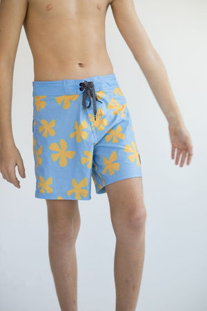 Kid’s Townshorts in Light Blue Plumeria