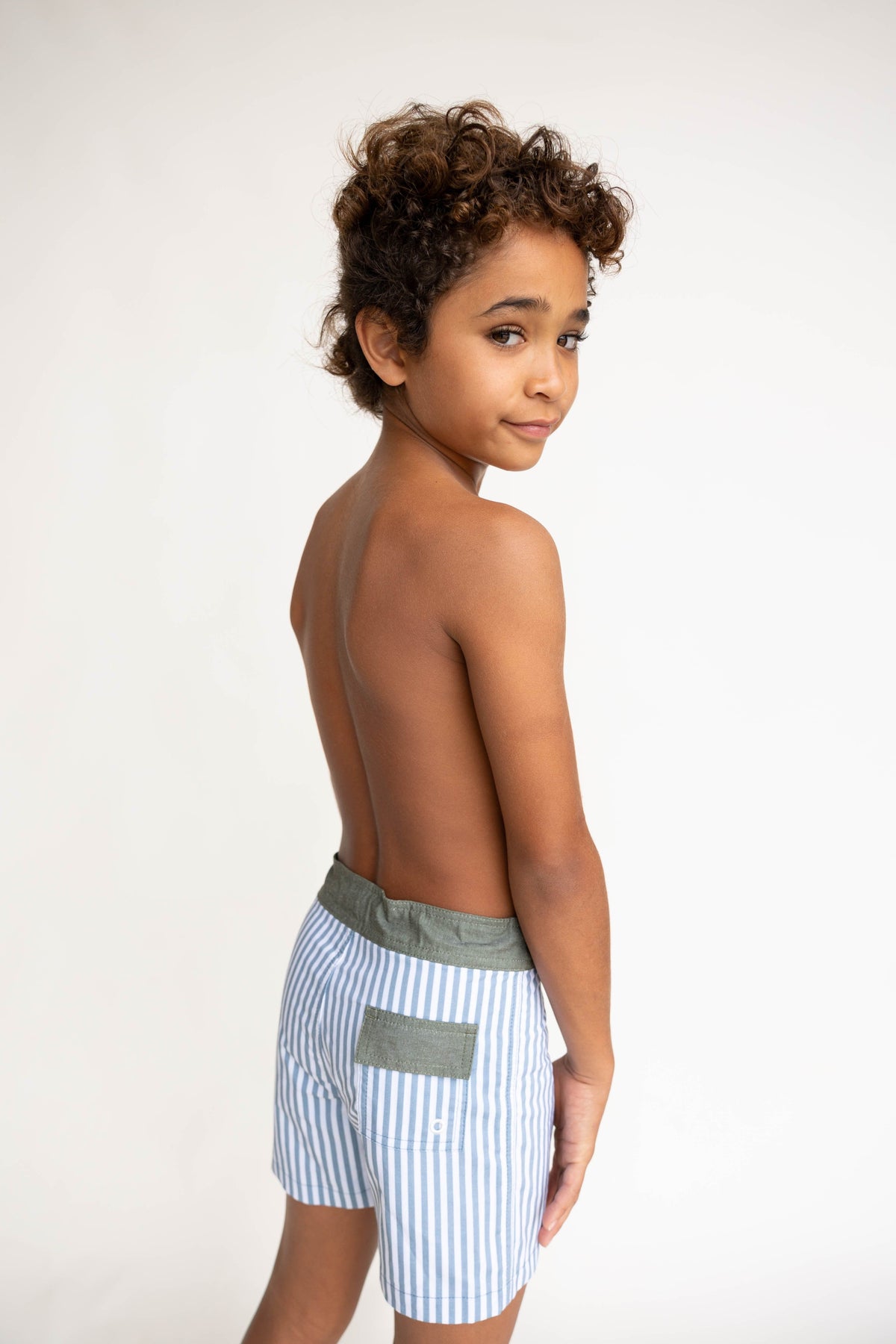 Kid's Townshorts in Pinstripe - OF ONE SEA